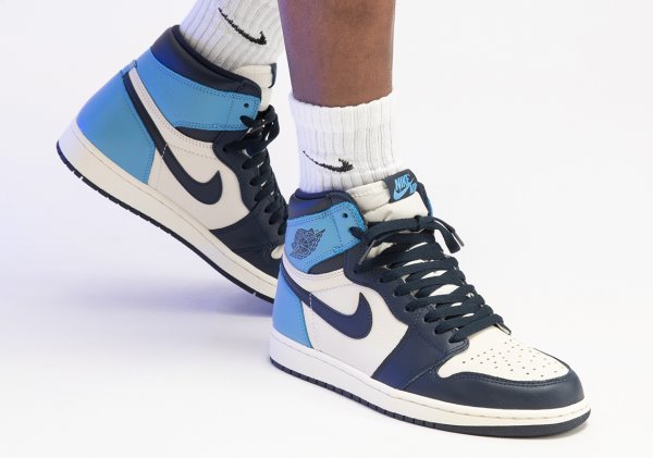 Air jordan online 1 cena